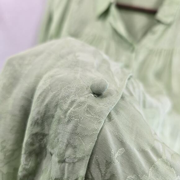 & Other Stories Shirt Womens Medium 8 Green Peasant Blouse Renaissance Satin - Picture 11 of 13